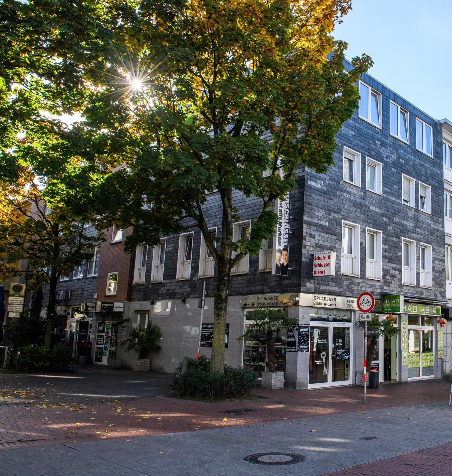 Pension Zwei A Leverkusen Bagian luar foto